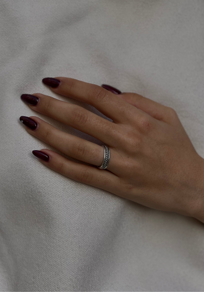 Bague Avec Chaine Au Centre Argent - Canyon  Modifier le texte alternatif