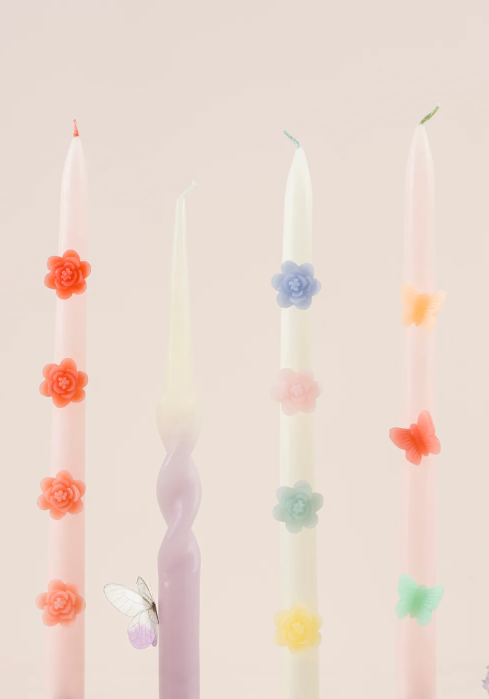 Juego de 2 velas cónicas con forma de mariposa