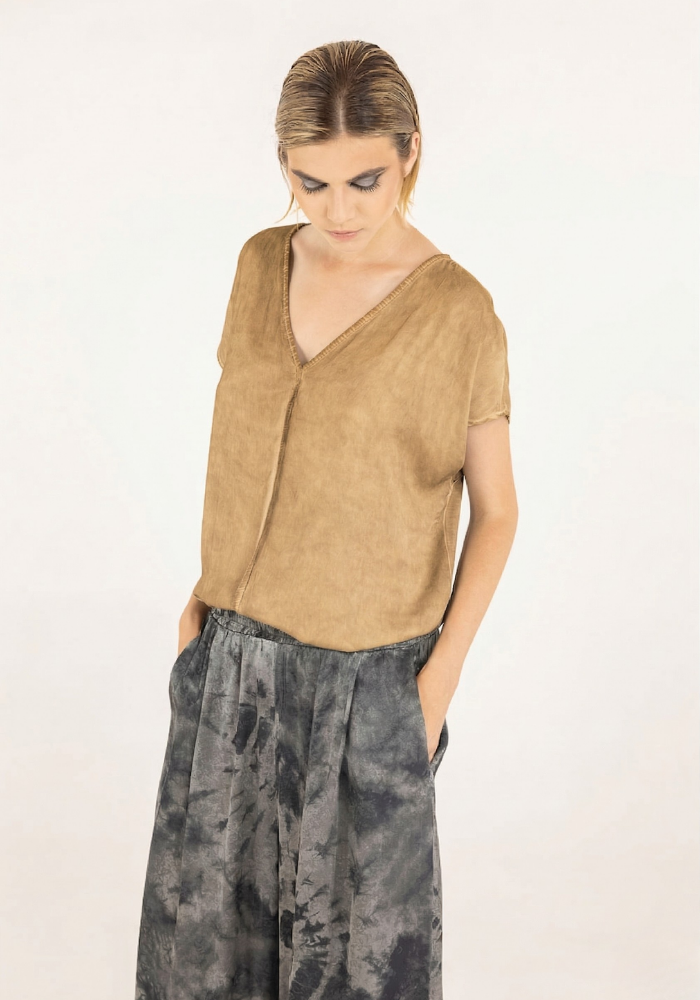 T-Shirt Manches Courtes Col V Tabacco - Sélectionné par Blush