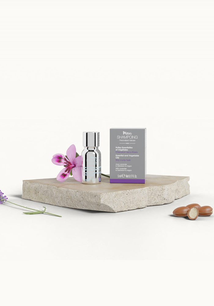 Booster Huiles Essentielles Et Végétales Pour Cheveux Secs Et Frisés