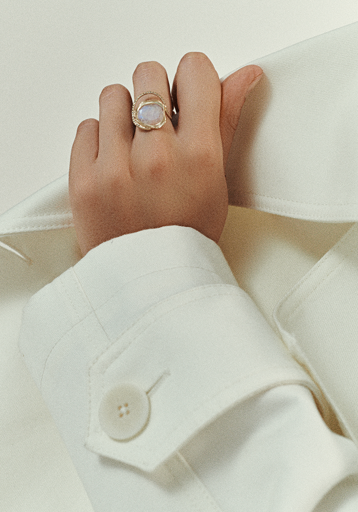 Bague Gaïa Moonstone - Pascale Monvoisin