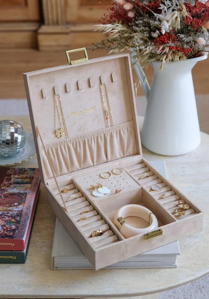 Boîte À Bijoux Anne En Velours Beige - Sélectionné par Blush
