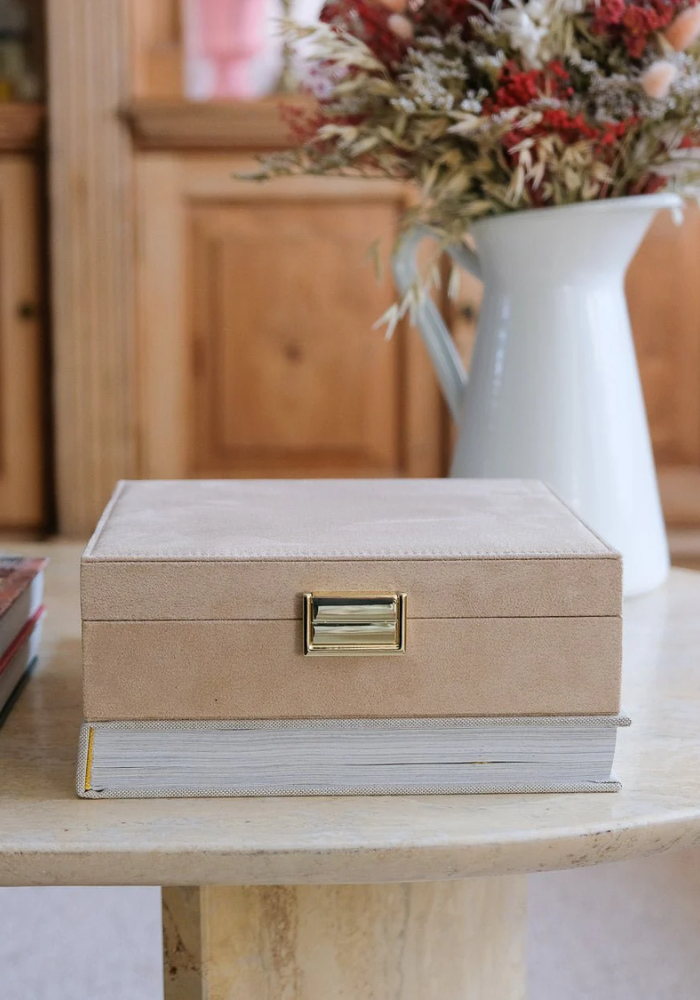 Boîte À Bijoux Anne En Velours Beige - Sélectionné par Blush