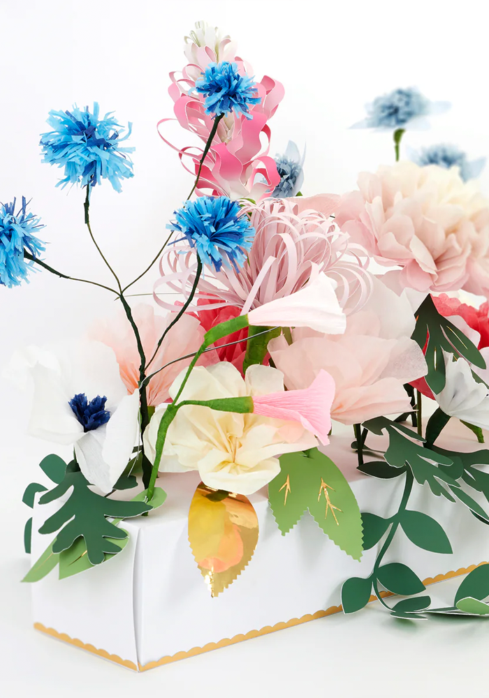 Centre De Table En Fleurs Designé Par Hazel Gardiner - Meri Meri