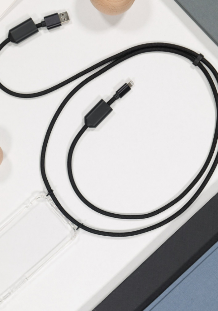 Coque Iphone "USB Noir"