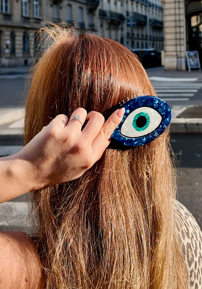 Petite Brosse 2 En 1 Mauvaise Oeil - Solar Eclipse