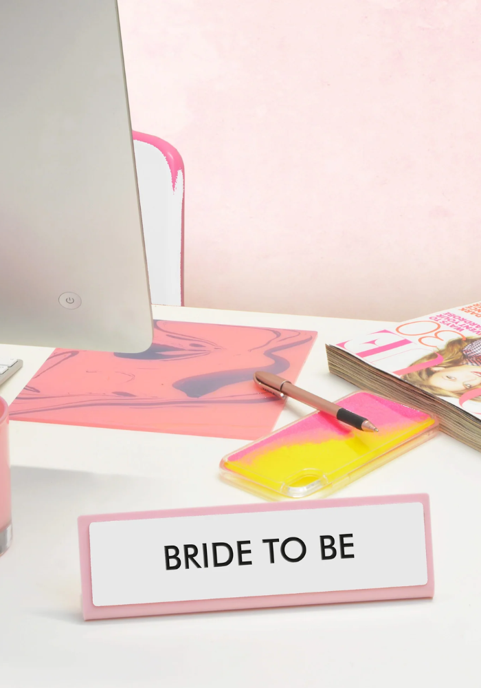 Plaque De Bureau Bride To Be - Flamingo Candles