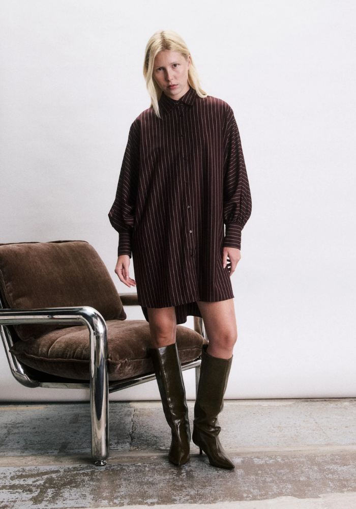 Robe Rhys Bordeaux - Jiji Studio