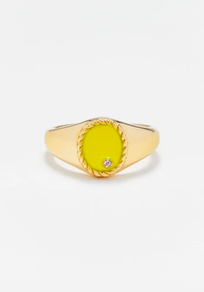 Bague Mini Chevalière Ovale Néon Jaune - Yvonne Léon