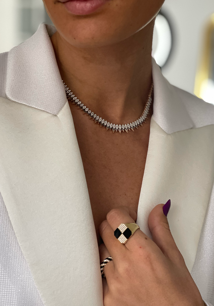 Collar Balcón