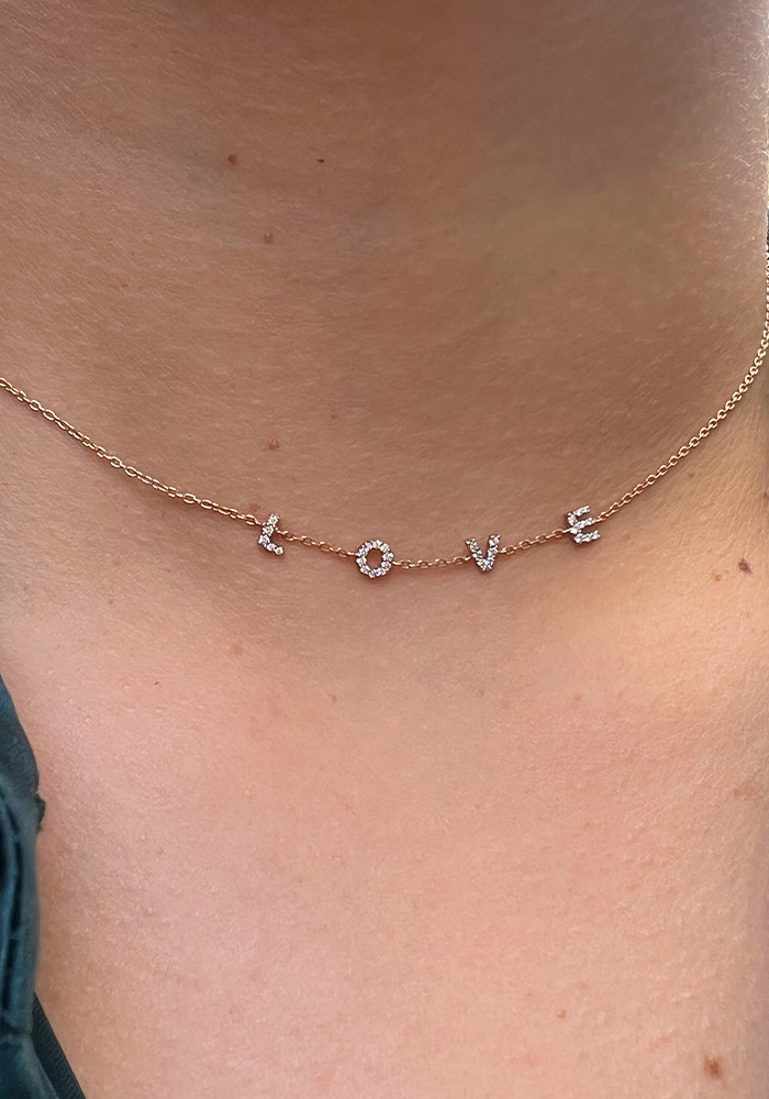 Collier "Love" Lettres Détachées Diamants Blancs