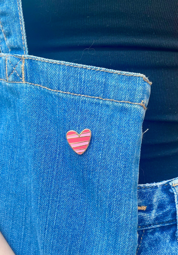 Pin's Coeur Rayé Mamie