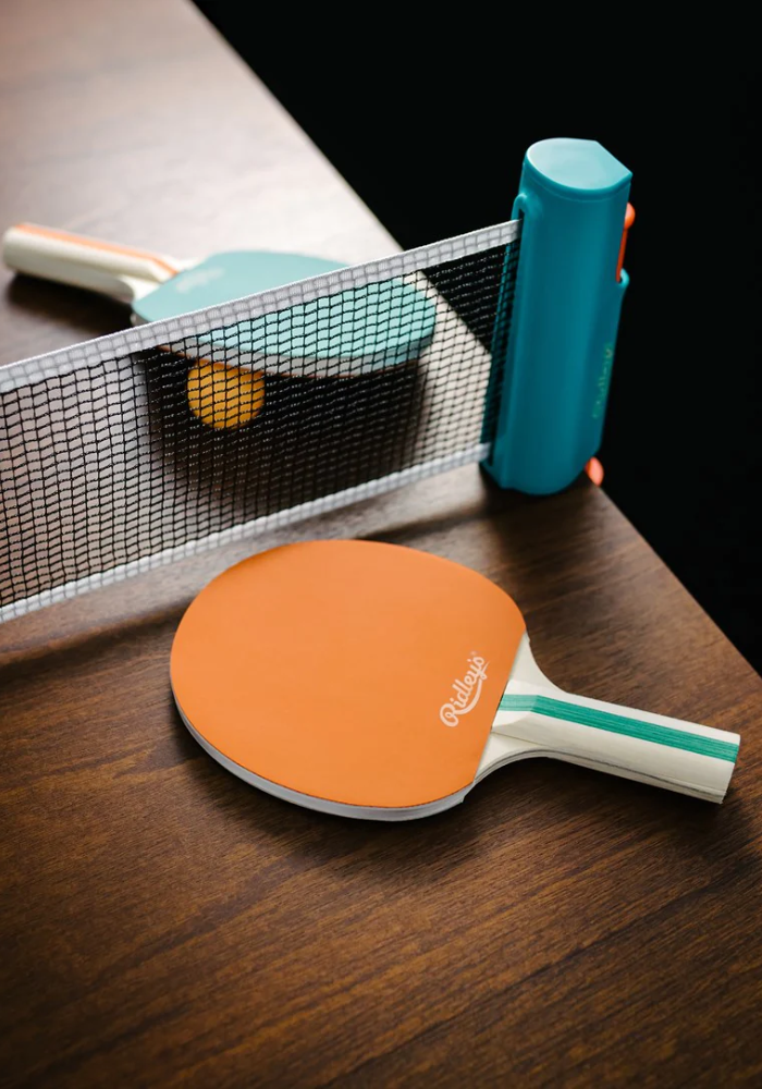 Jeu De Tennis De Table - Maison D'Édition