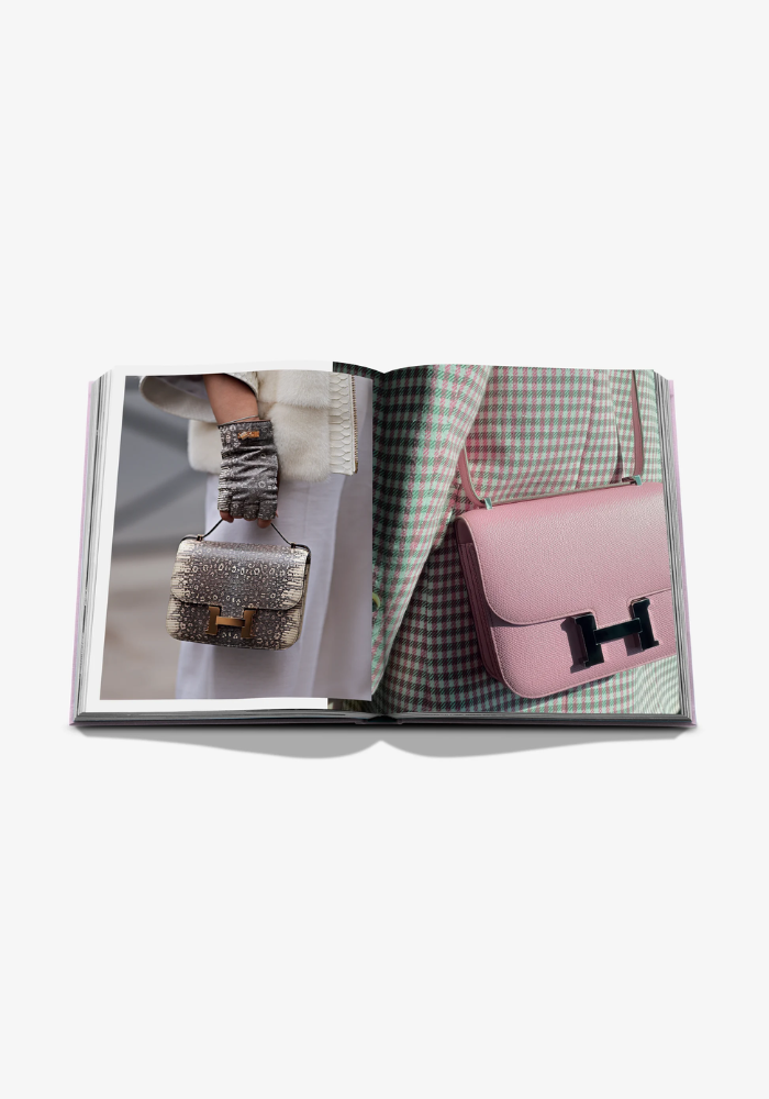 Livre The Book Of Iconic Bags - Assouline