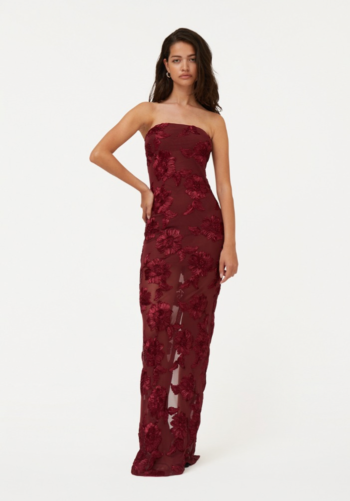 Robe 3D Mesh Maxi Bordeaux - Rotate