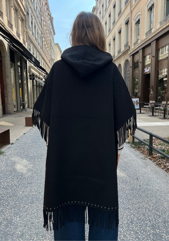 Cape Kaylee Noire - NotShy