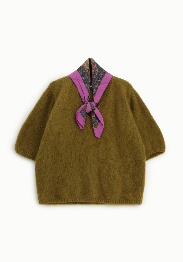 Pull En Maille Manches Courtes Col V Et Foulard - Dixie