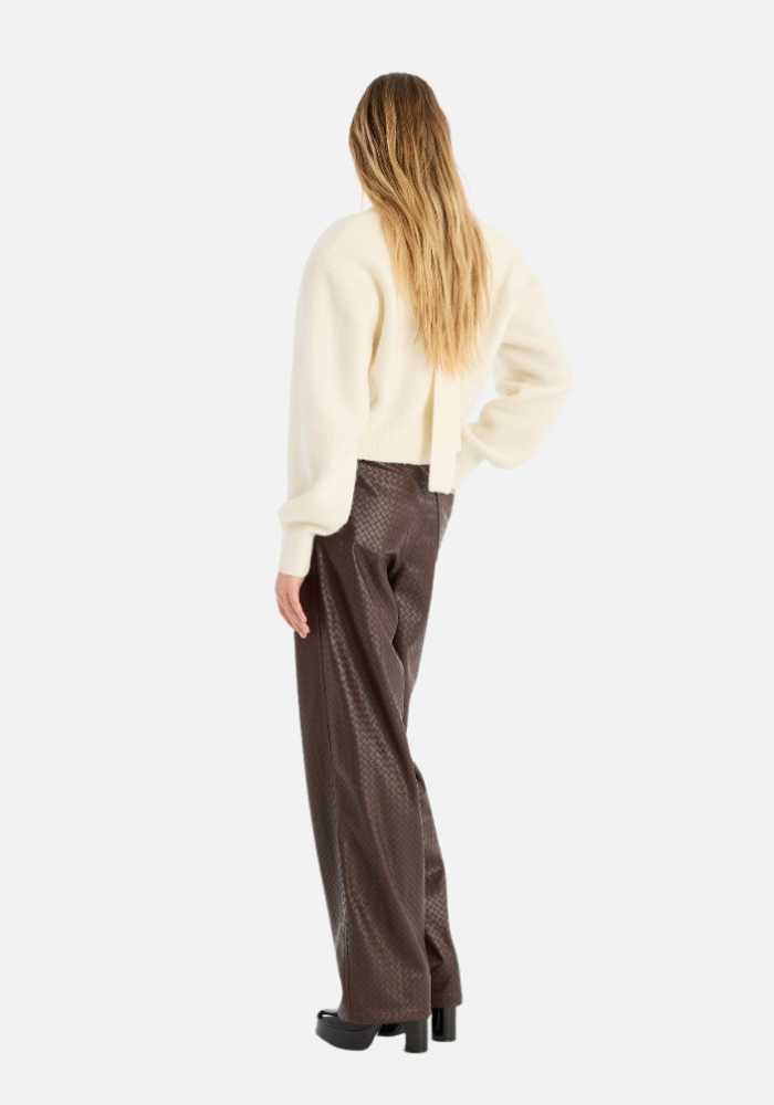 Cardigan Knit Scarf - Rotate