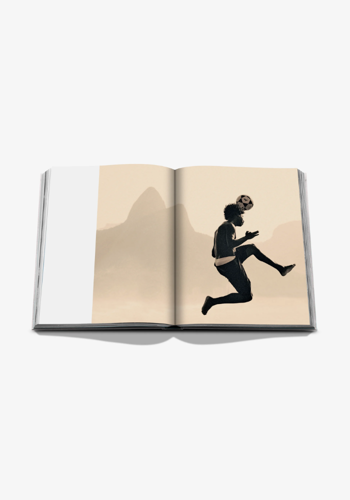 Livre Football Roots - Assouline