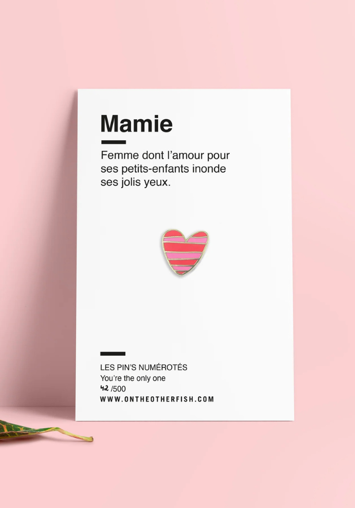 Pin's Coeur Rayé Mamie