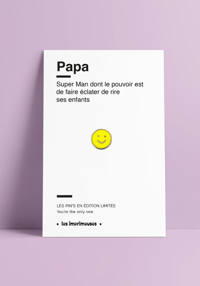 Pins Smiley Papa Super Man