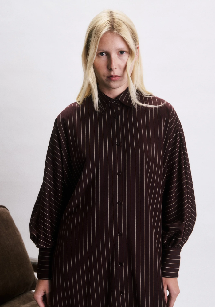 Robe Rhys Bordeaux - Jiji Studio