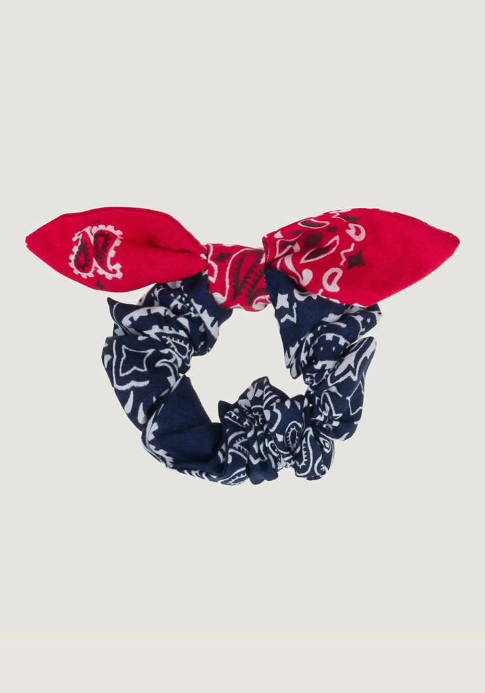 Chouchou Navy Real Red - Call It By Your Name
