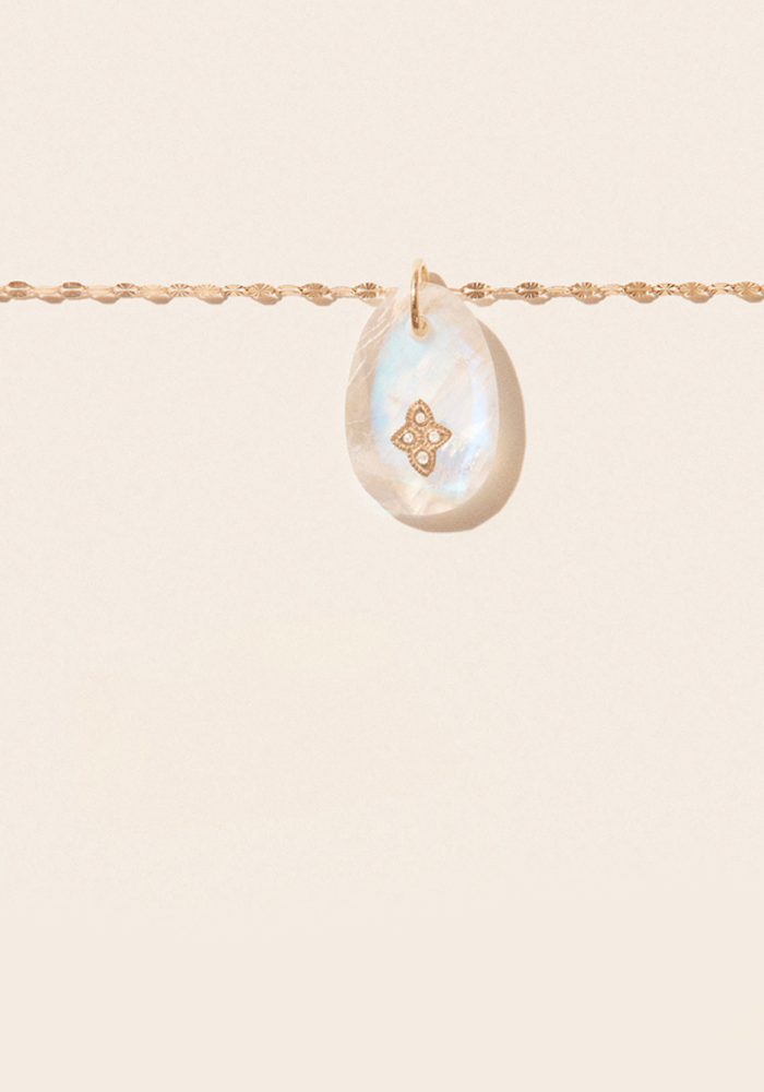 Collar Gaia 1 Piedra Lunar