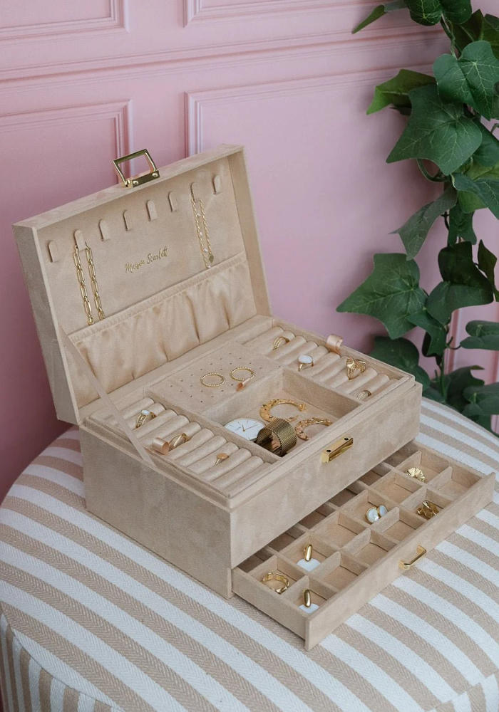 Boîte À Bijoux Denise En Velours Beige - Sélectionné par Blush