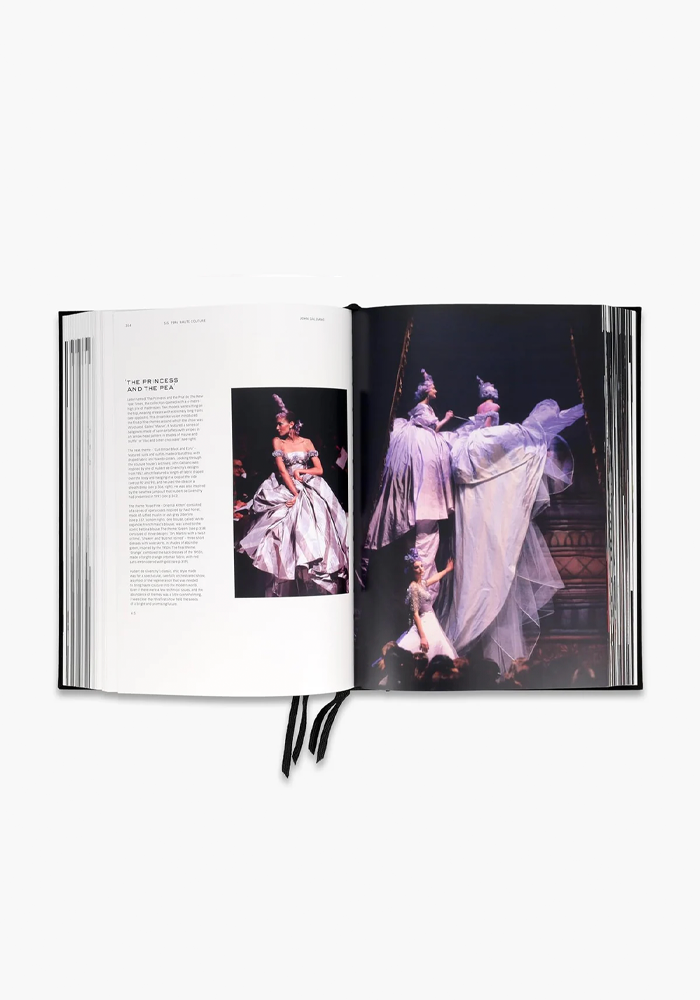 Livre  Givenchy Catwalk - New Mags