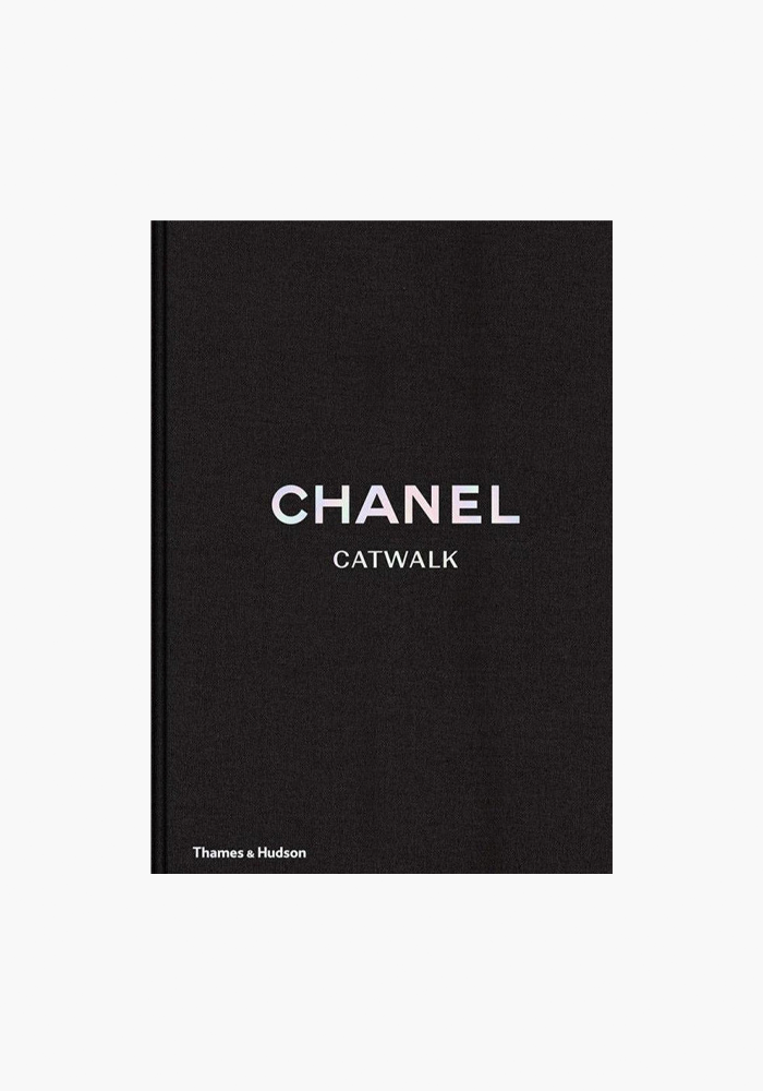 Book "Chanel Catwalk"