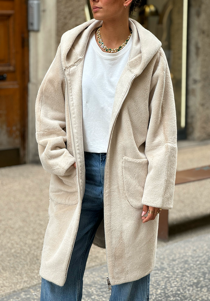 Manteau En Fausse Fourrure Ivory - Lou Andrea