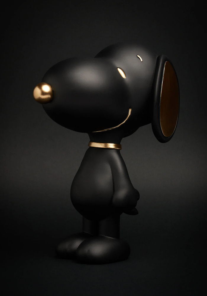 Statue Snoopy Debout Noir - Blush Sélection