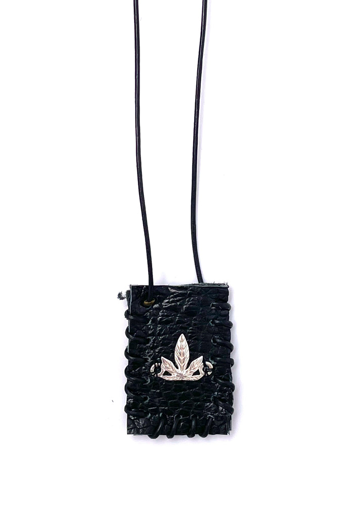 Long Necklace Arizona Cannabis Black Leather